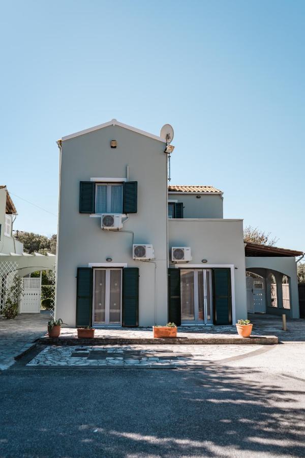 Pyramid City Villas Agios Spyridon  Exterior photo